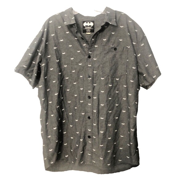 Batman DC Comic Men’s Short Sleeve Button Up Logo Shirt Size XL Gray Black - Picture 6 of 6